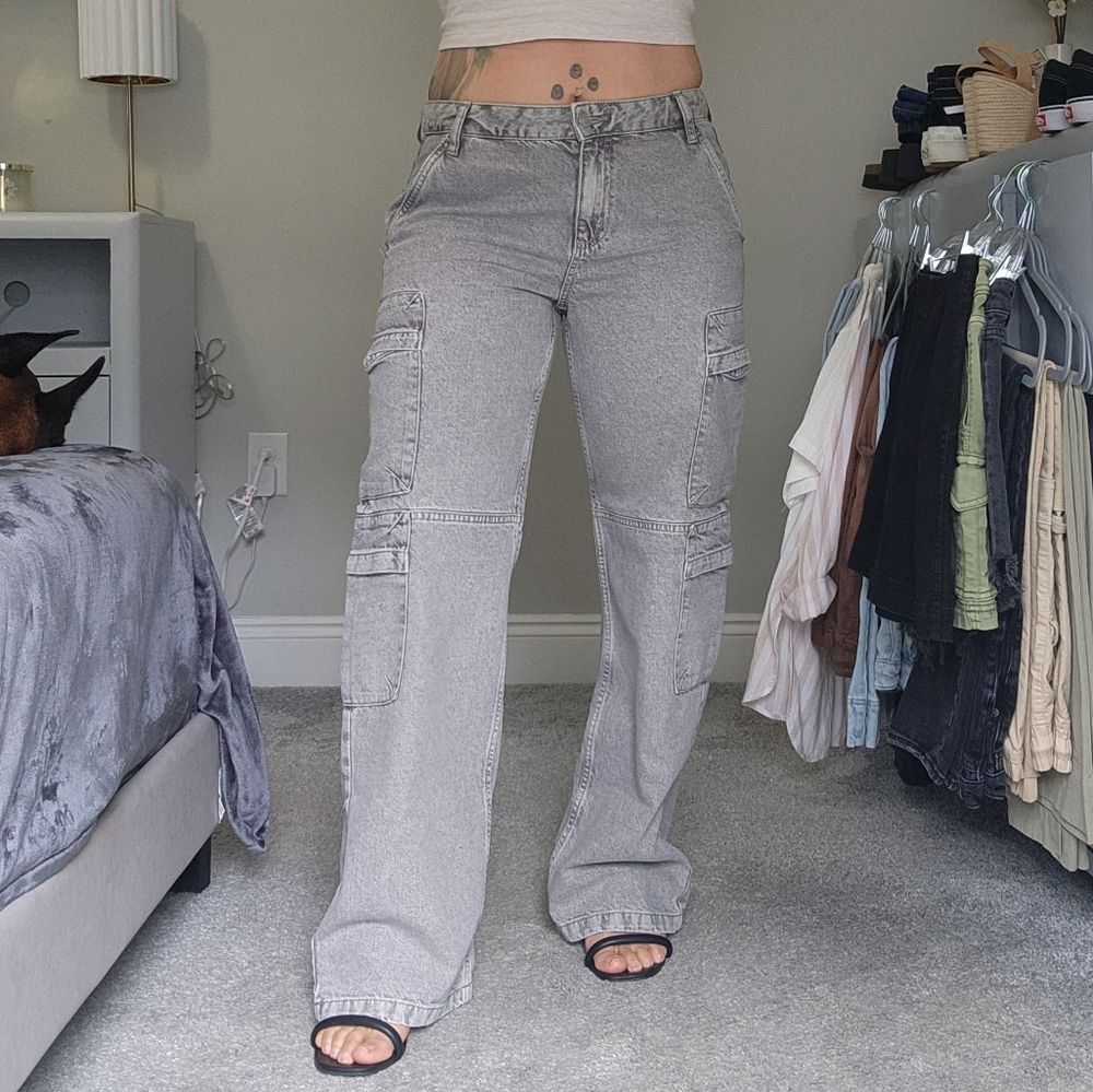 low rise cargo jeans